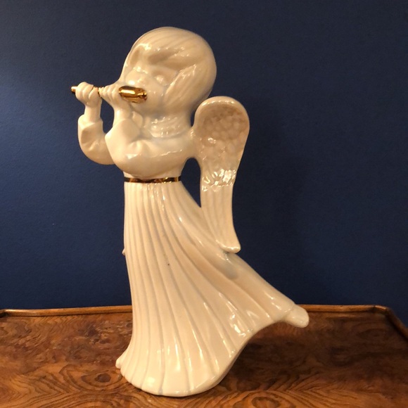 Angel Playing Flute White & Gold 12” Flowing Gown Figure Atlantic Mold Company - Picture 5 of 13